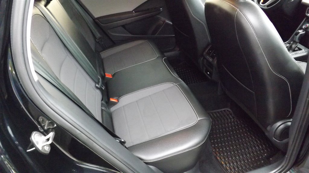 2022 Volkswagen Taos SE - Photo 32