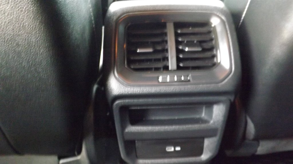 2022 Volkswagen Taos SE - Photo 39