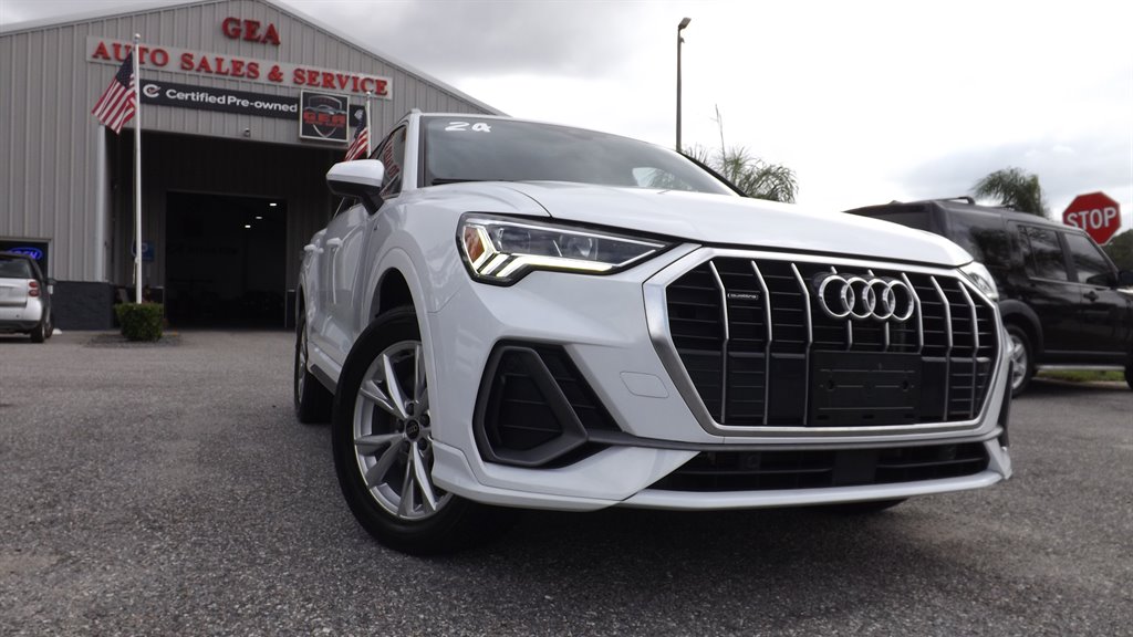 2024 Audi Q3 S Line Premium