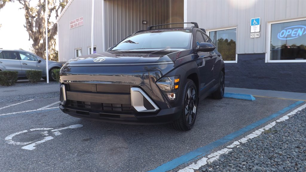 2024 Hyundai Kona SEL Automatic's photo