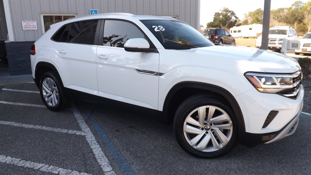 2023 Volkswagen Atlas Cross Sport SE w/Tech