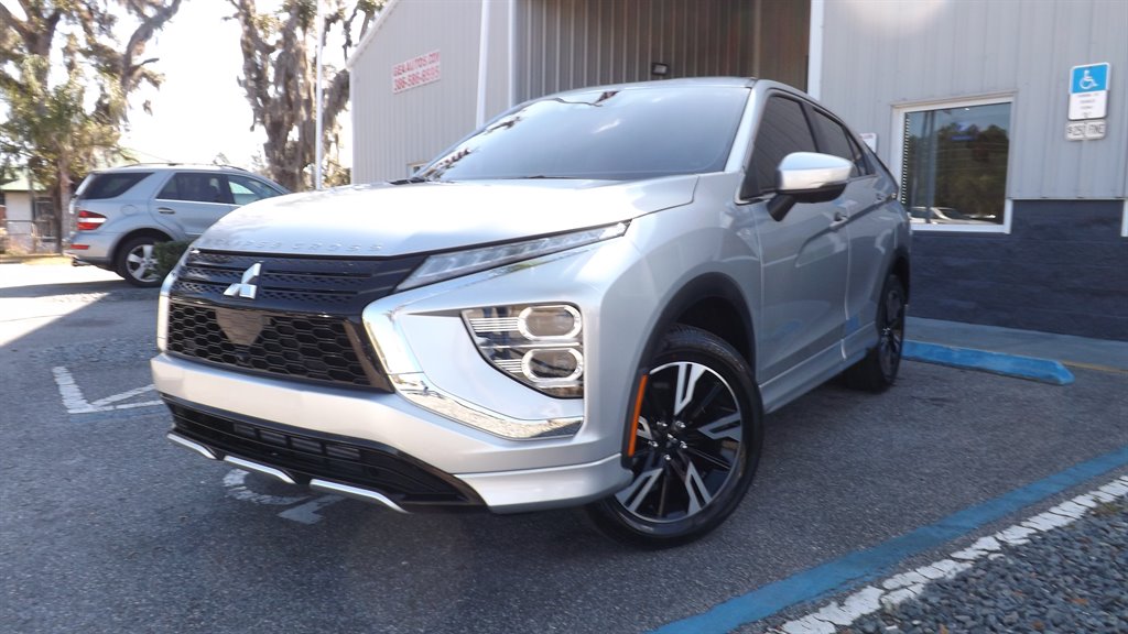 2024 Mitsubishi Eclipse Cross SEL S-AWC's photo
